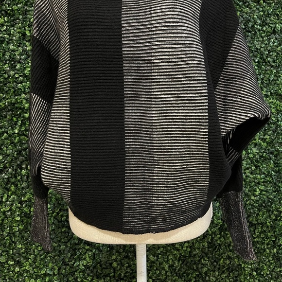 Philosophy Black & Gray Sweater NWT - Picture 2 of 7